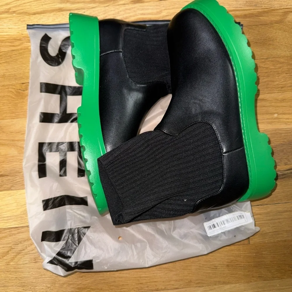 Woman  Black and Green Boots